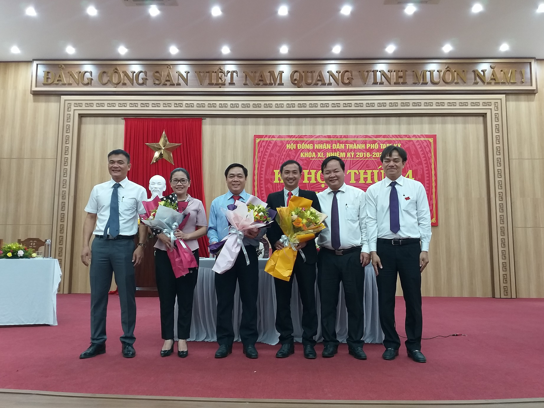 Quảng Nam: Ông Bùi Ngọc Ảnh được bầu giữ chức Chủ tịch thành phố Tam Kỳ - Ảnh 3.