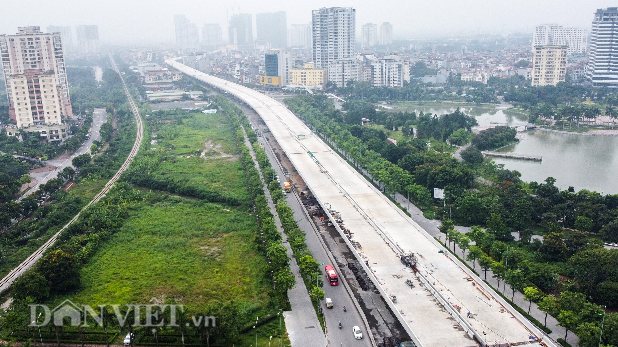 Dự án được kỳ vọng sẽ giải quyết tình trạng ùn tắc trên tuyến đường Phạm Văn Đồng và các nút giao có lưu lượng phương tiện tham gia giao thông lớn như: Hoàng Quốc Việt, Cổ Nhuế, Trần Cung...