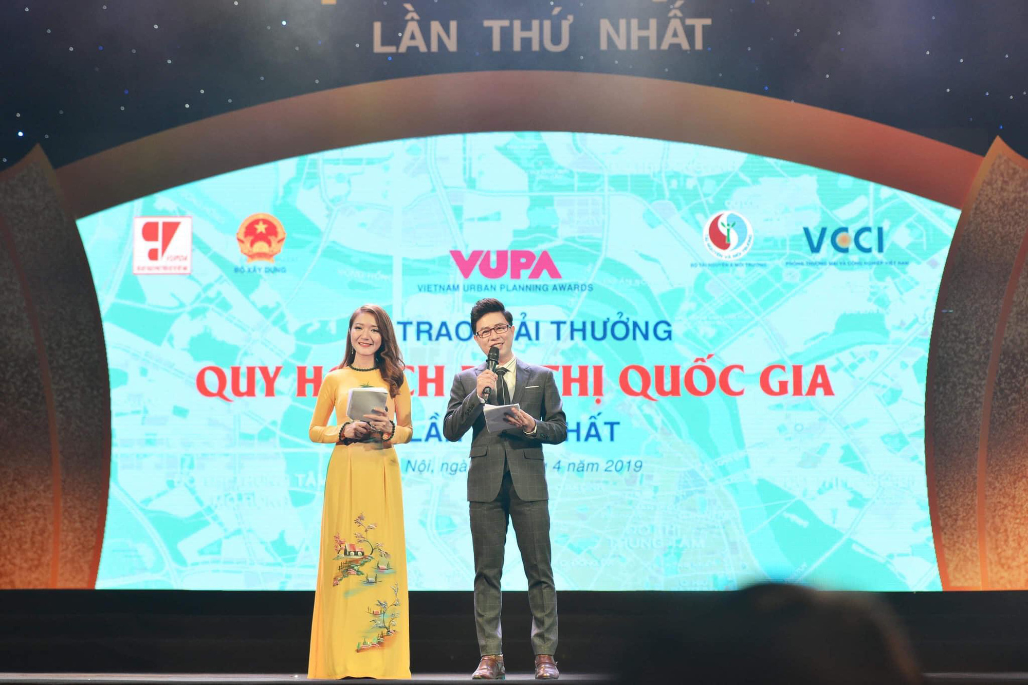 MC Vân Anh kể về những sự cố “nhớ đời” trong 11 năm làm báo - Ảnh 4.