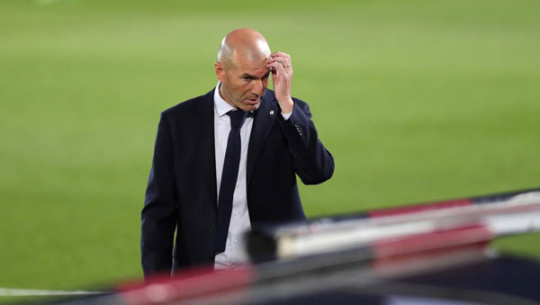 Real Madrid giành 3 điểm quý như vàng, HLV Zidane nổi giận vì bị &quot;hỏi đểu&quot; - Ảnh 2.