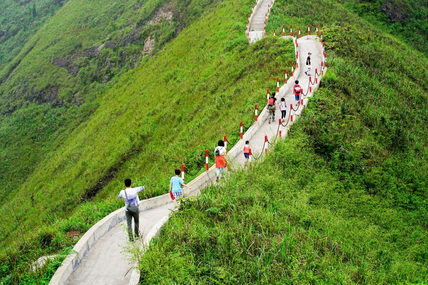 Quảng Ninh: Ưu tiên phát triển du lịch cộng đồng ở 4 huyện nghèo - Ảnh 3.