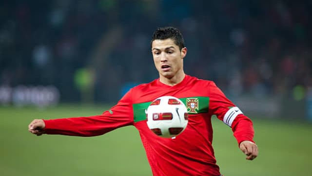 Vì sao Việt Nam được ví như Cristiano Ronaldo? - Ảnh 1.