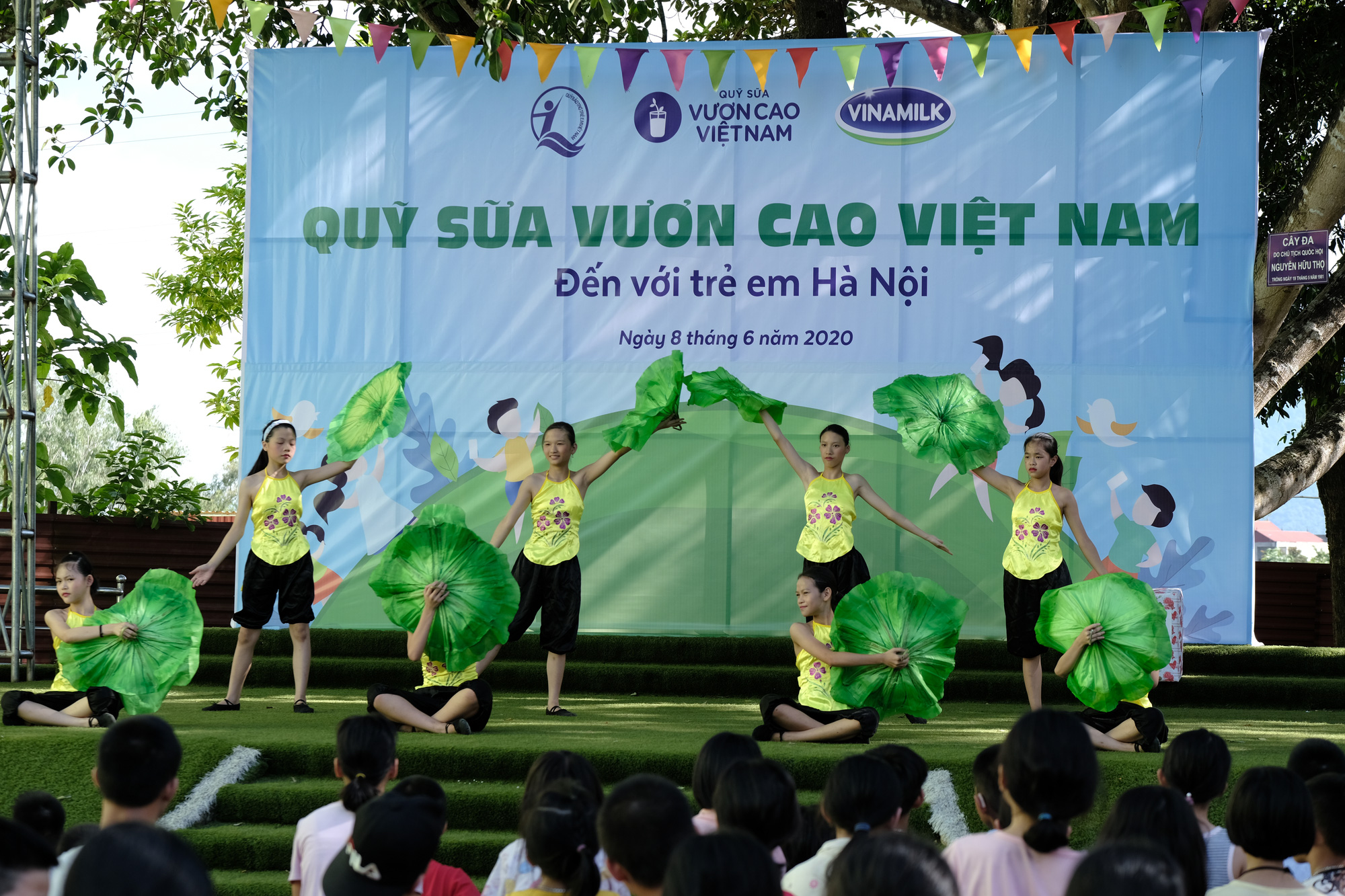 Hơn 1.300 trẻ em Hà Nội được chăm sóc dinh dưỡng từ  Quỹ sữa Vươn cao Việt Nam - Ảnh 2.