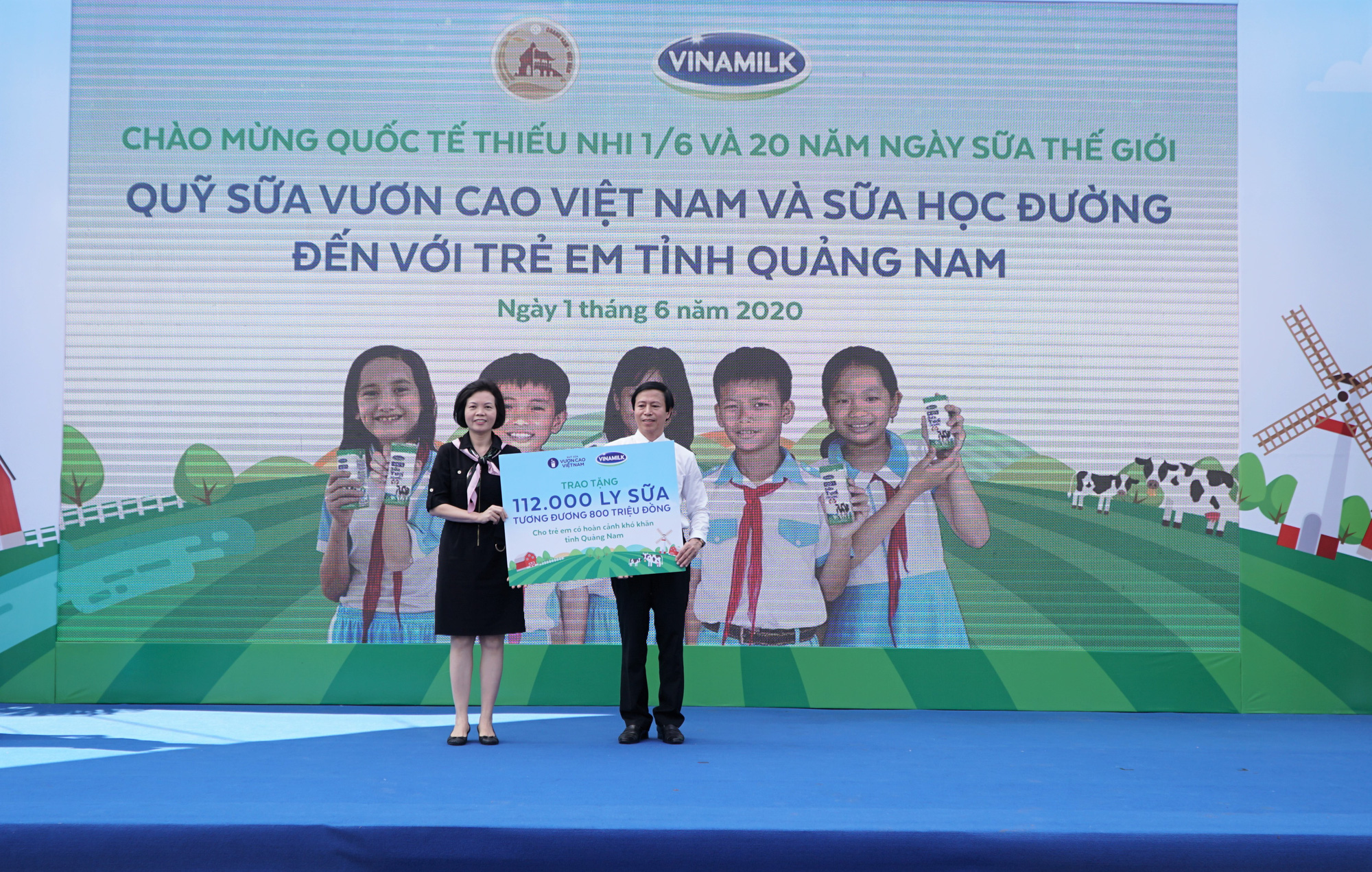 Hơn 1.300 trẻ em Hà Nội được chăm sóc dinh dưỡng từ  Quỹ sữa Vươn cao Việt Nam - Ảnh 9.