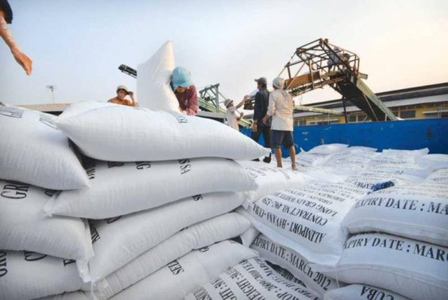 Xuất khẩu gạo tăng mạnh, có thể &quot;soán ngôi vương&quot; của Thái Lan - Ảnh 1.