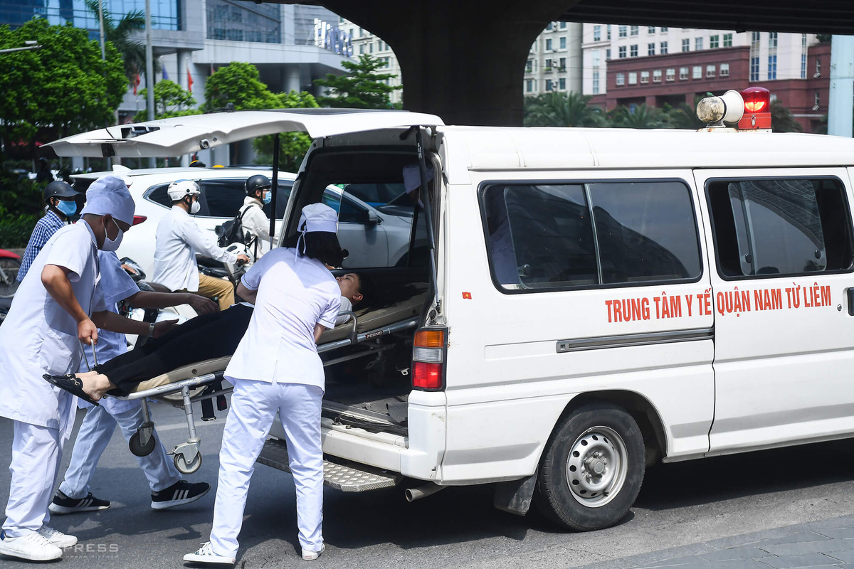 Diễn tập PCCC tại tòa nhà cao nhất Hà Nội - Ảnh 10.