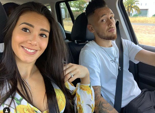 Lucas Ocampos và cô vợ sexy Majo Barbeito.