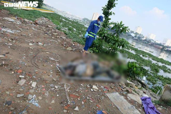 Tìm thân nhân người đàn ông chết nổi trên sông Sài Gòn - Ảnh 1.