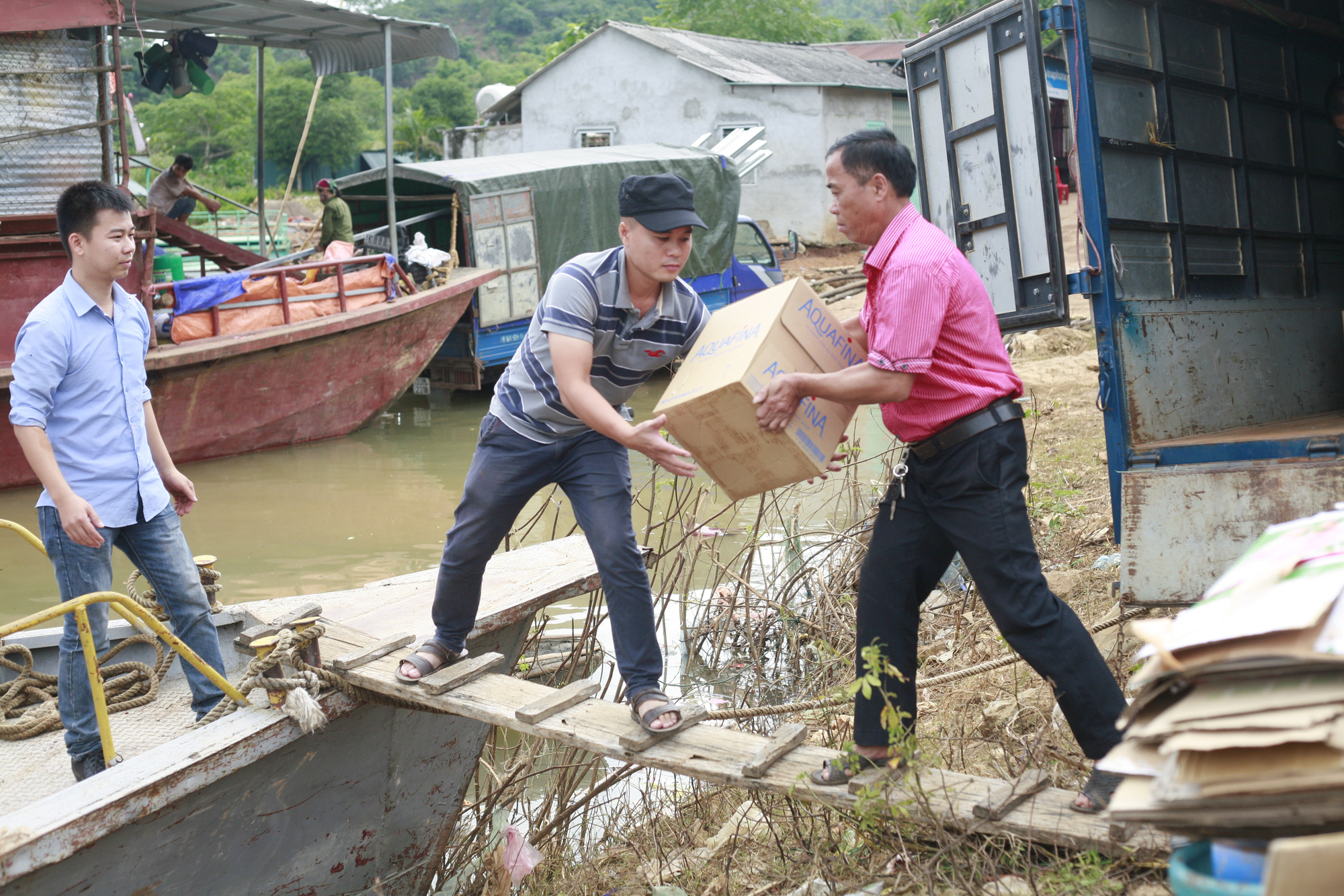 Dân Việt - Hành trình  10 năm thiện nguyện - Ảnh 12.