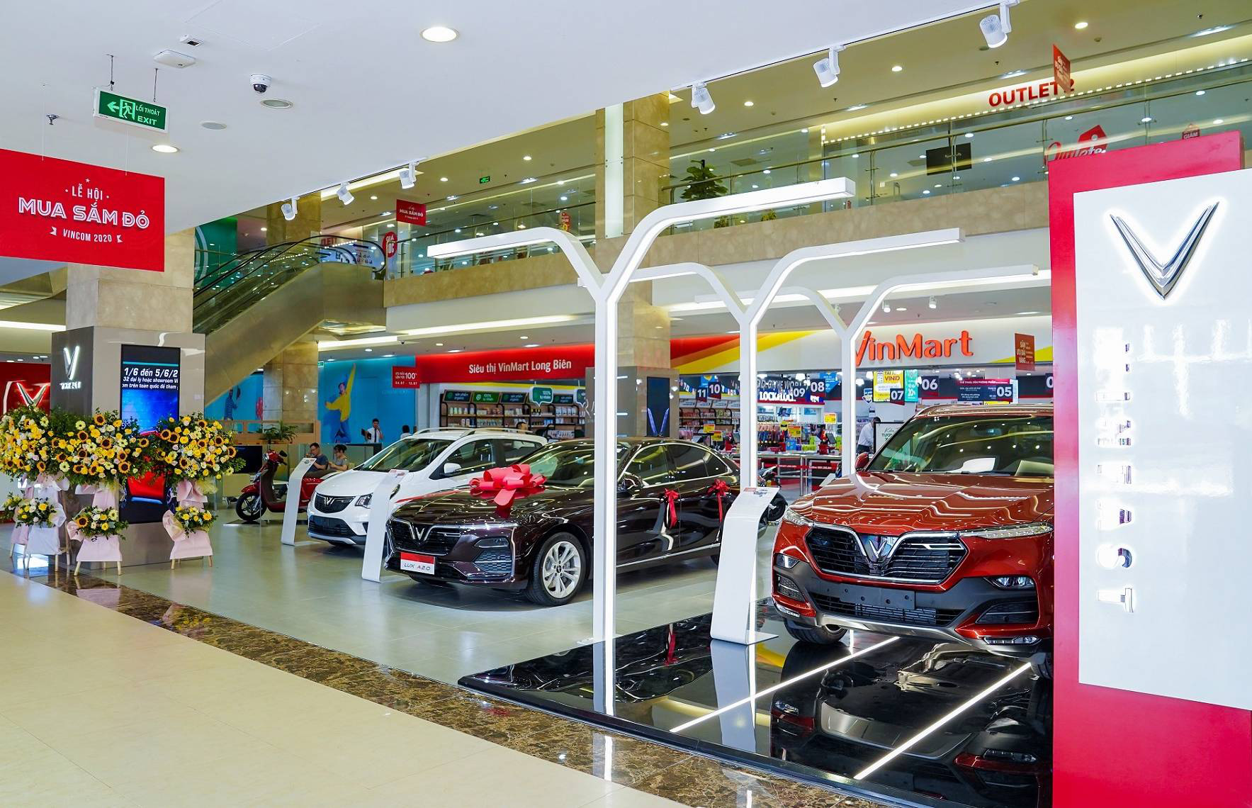 VinFast đồng loạt khai trương 27 showroom mới trên toàn quốc - Ảnh 2.