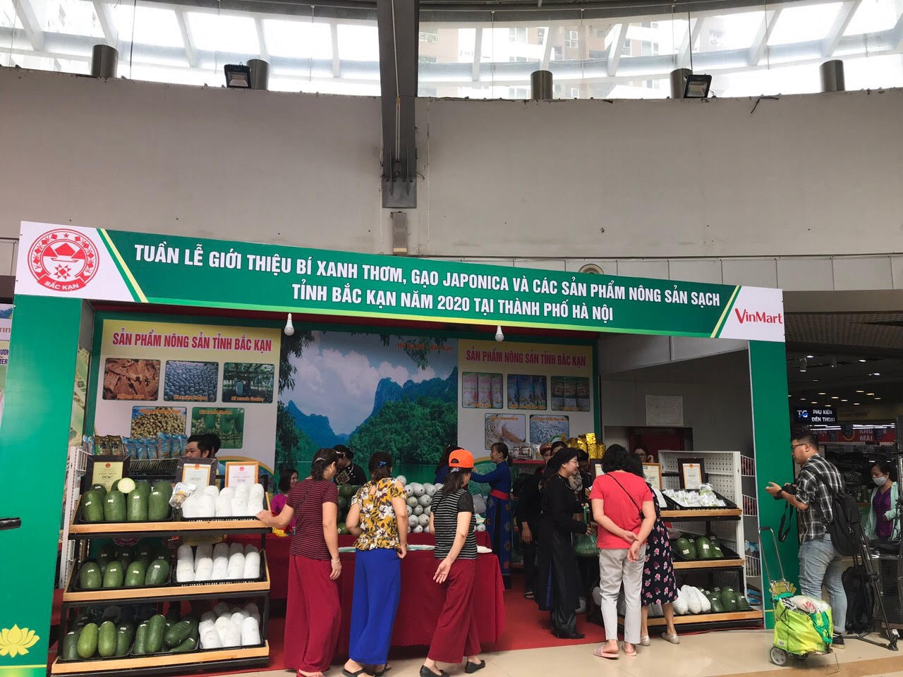 Nhiều sản phẩm nông sản sạch tỉnh Bắc Kạn đã có mặt tại Hà Nội - Ảnh 4.