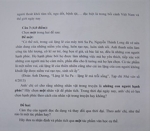 Thi lớp 10 chuyên Phổ thông năng khiếu TP.HCM: Đề Văn vừa sức, Toán khó hơn năm trước - Ảnh 3.