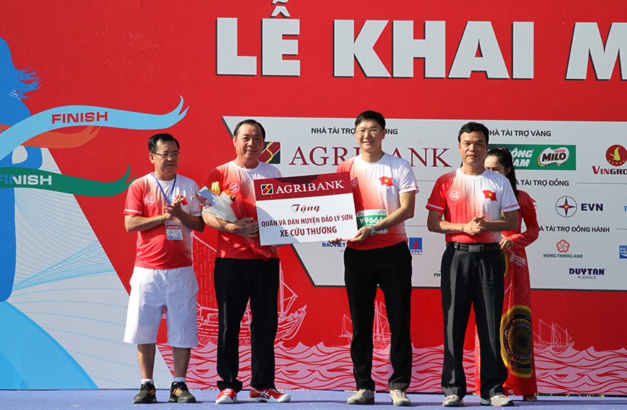 Lan tỏa thương hiệu Agribank tại Giải Vô địch Quốc gia Marathon và cự ly dài tổ chức tại Lý Sơn - Ảnh 2.