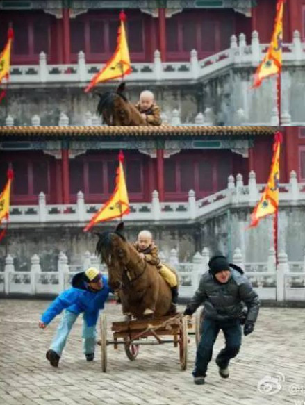 &quot;Cười ngất&quot; vì cảnh cưỡi ngựa oai phong trên phim cổ trang Trung Quốc hóa ra &quot;lừa&quot; khán giả - Ảnh 10.