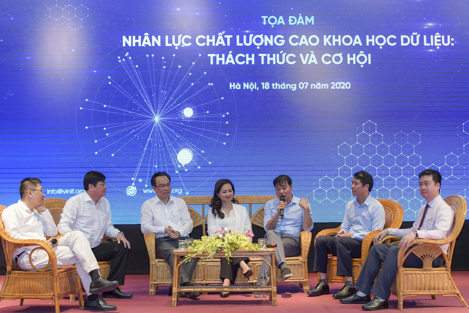 Vingroup hợp tác với 5 trường đại học, viện nghiên cứu đào tạo thạc sĩ khoa học dữ liệu - Ảnh 3.