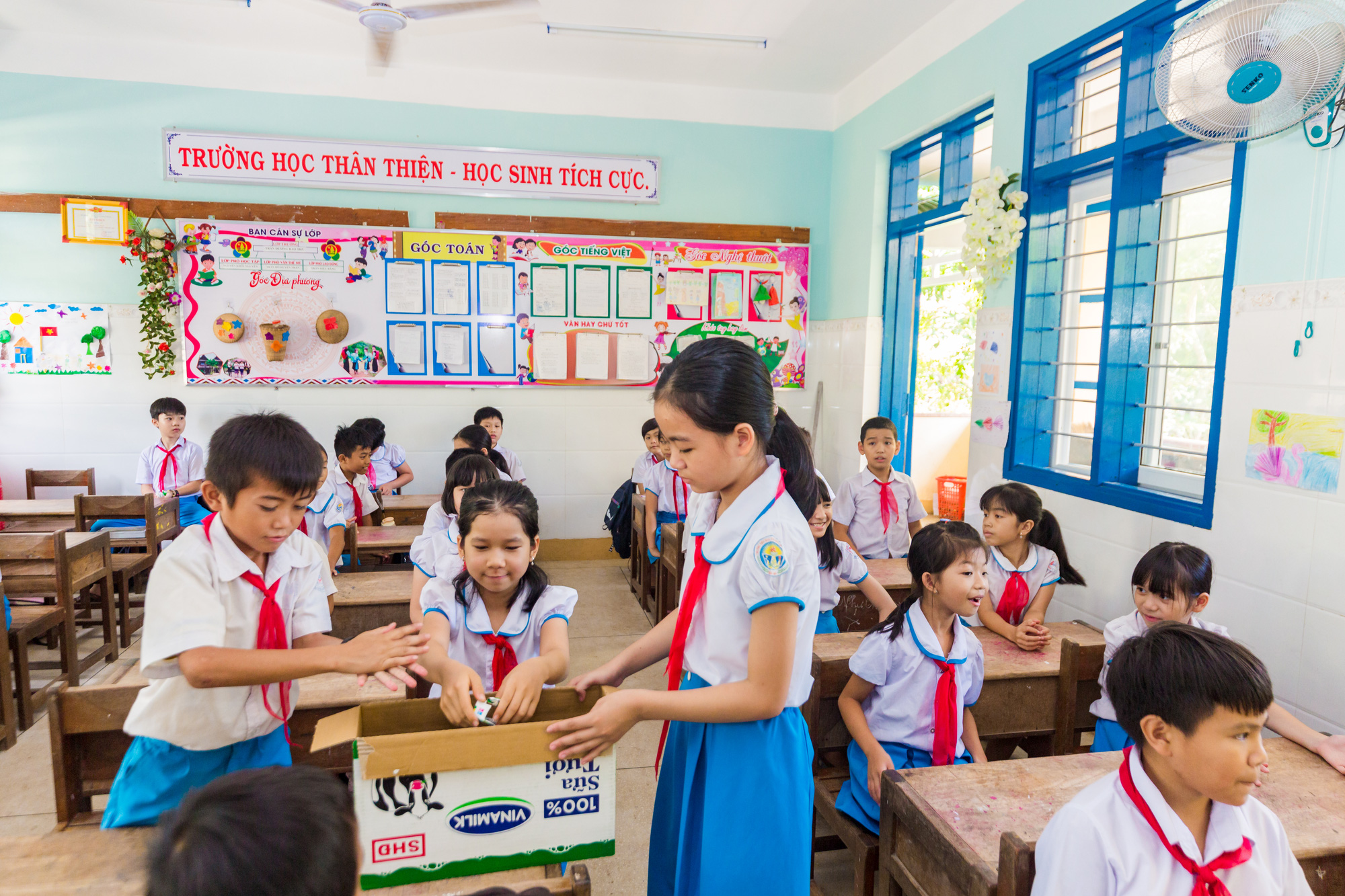 Sữa học đường đồng hành cùng trẻ em miền núi tỉnh Quảng Ngãi - Ảnh 5.