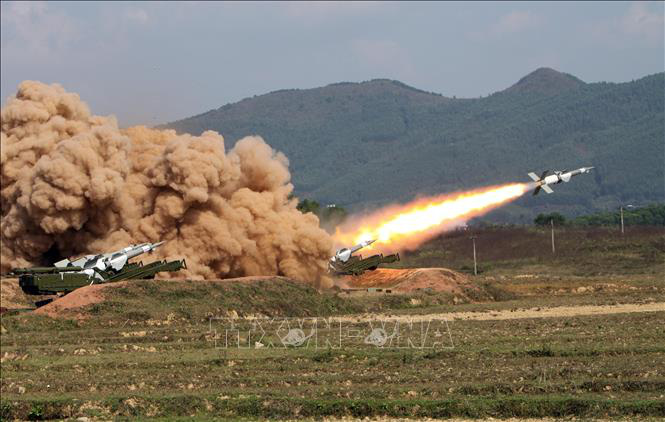 Bộ đội Tên lửa phòng không Việt Nam sử dụng vũ khí hiện đại, sẵn sàng chiến đấu - Ảnh 6.