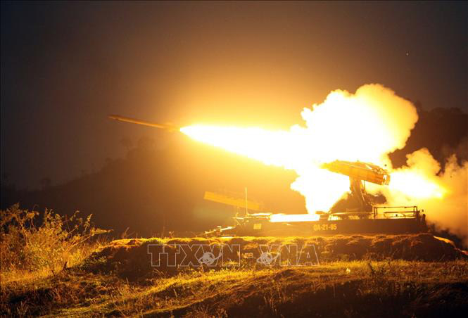 Bộ đội Tên lửa phòng không Việt Nam sử dụng vũ khí hiện đại, sẵn sàng chiến đấu - Ảnh 8.