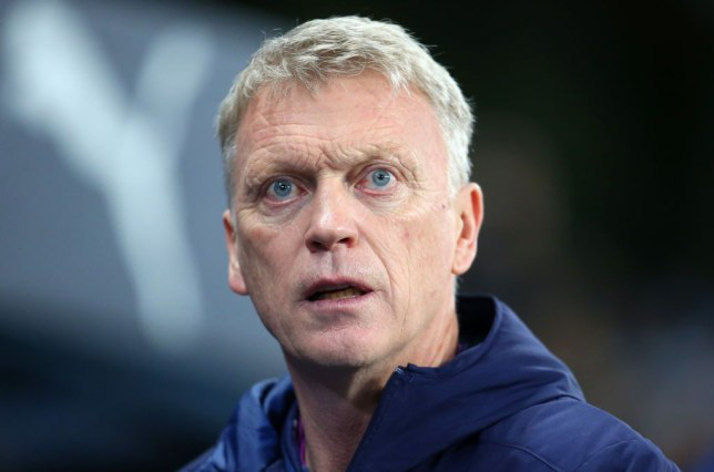 David Moyes được thưởng.