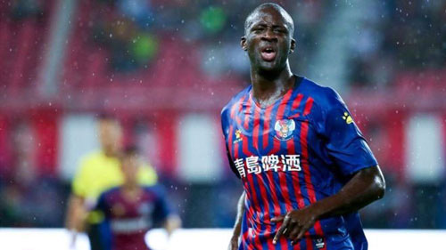 Yaya Toure muốn thi đấu đến năm gần 40 tuổi.