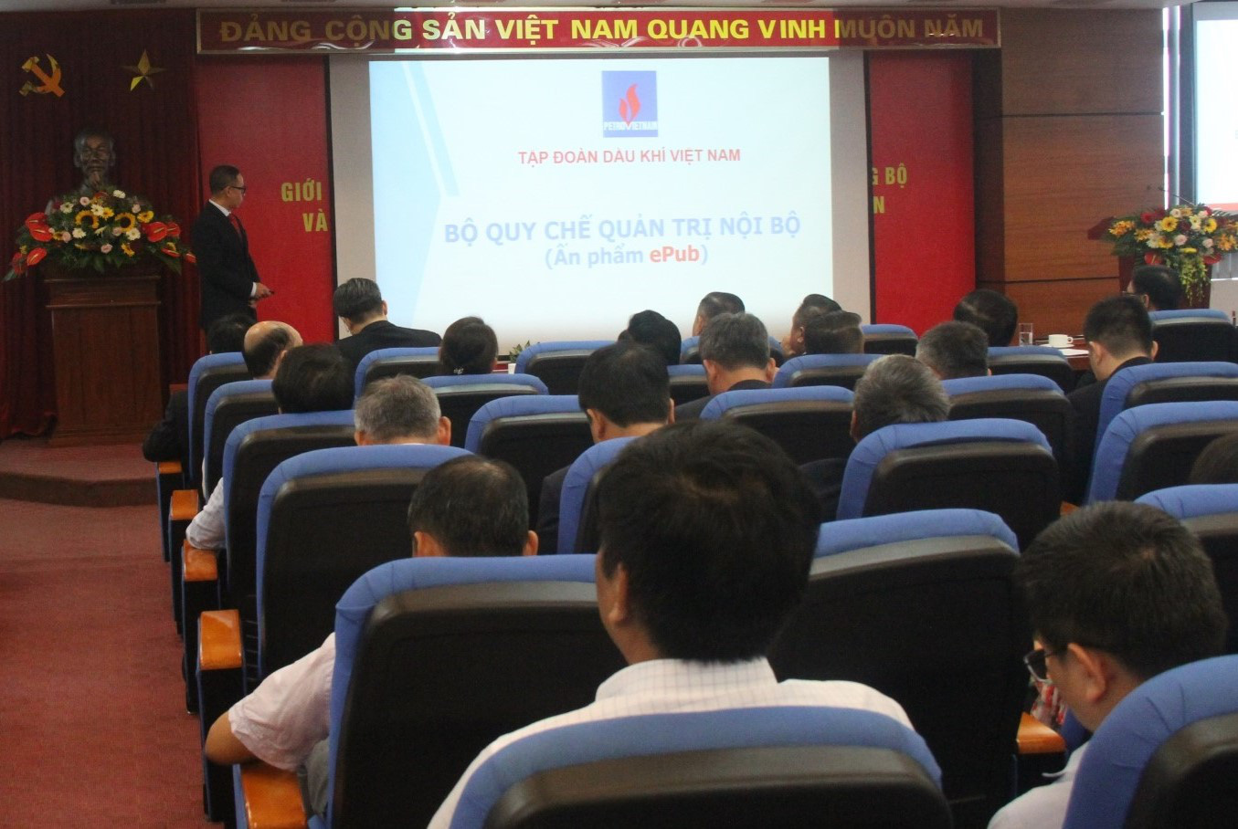 Bộ Quy chế quản trị nội bộ Tập đoàn Dầu khí Quốc gia Việt Nam ra đời là dấu mốc quan trọng - Ảnh 2.