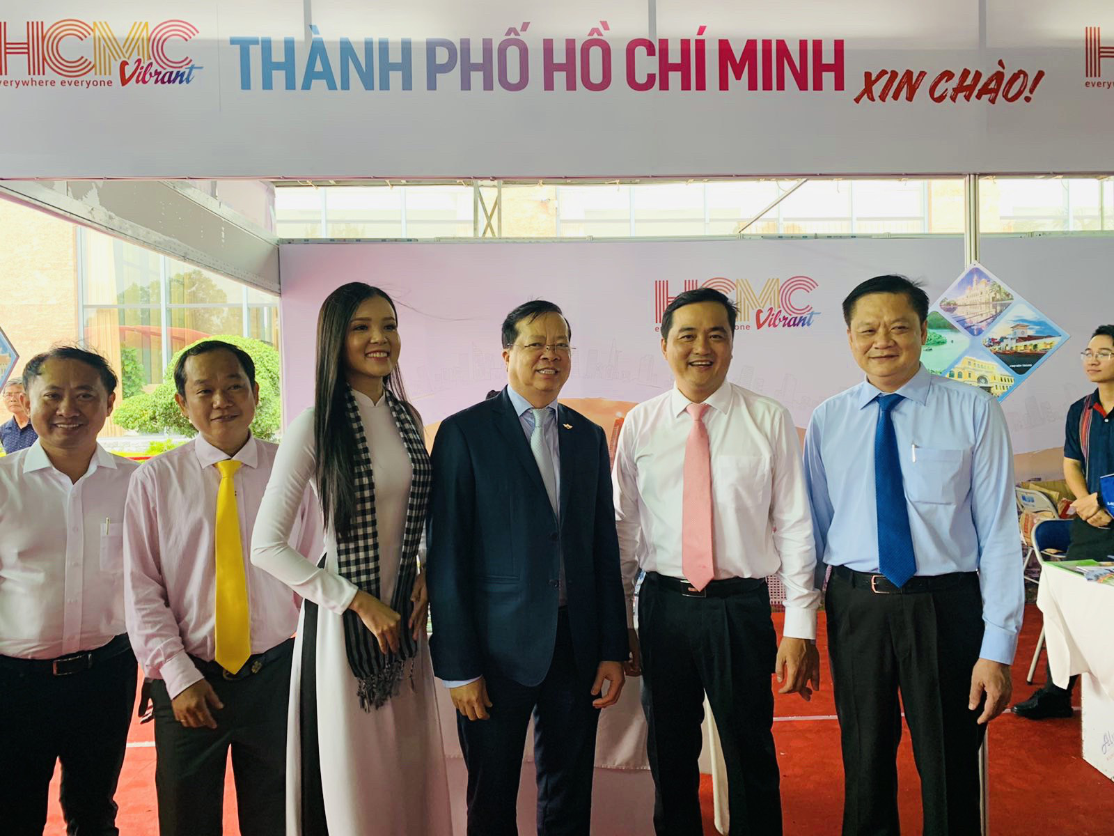 TP.HCM ký kết với 13 tỉnh thành ĐBSCL: Thời điểm vàng phát triển thị trường nội địa - Ảnh 1.