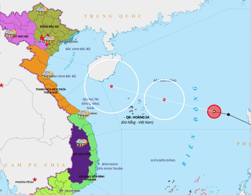 Áp thấp mạnh lên thành áp thấp nhiệt đới, cách Hoàng Sa 600km về phía Đông - Ảnh 2.