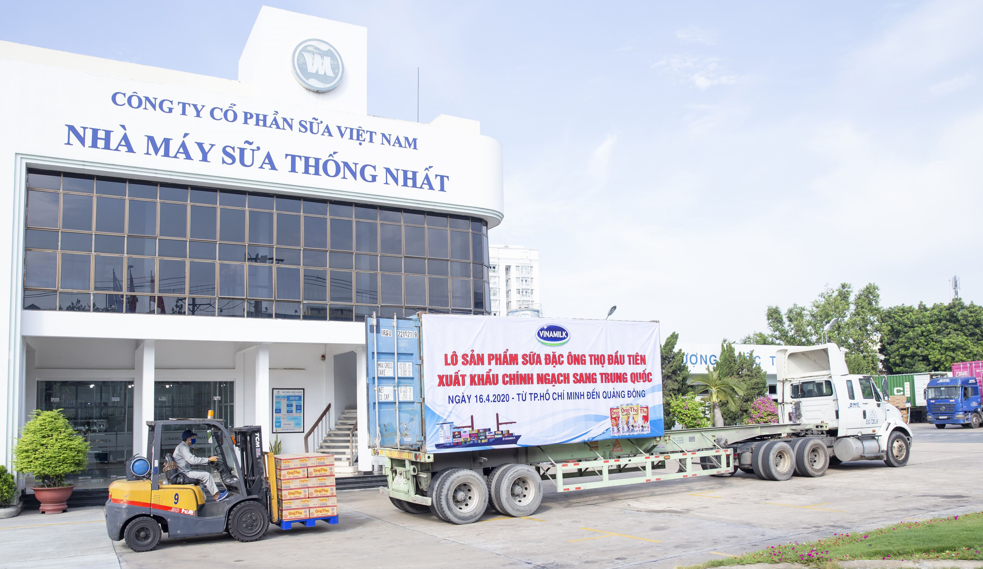 Bất chấp Covid-19, Vinamilk vẫn tăng trưởng doanh thu và lợi nhuận - Ảnh 2.