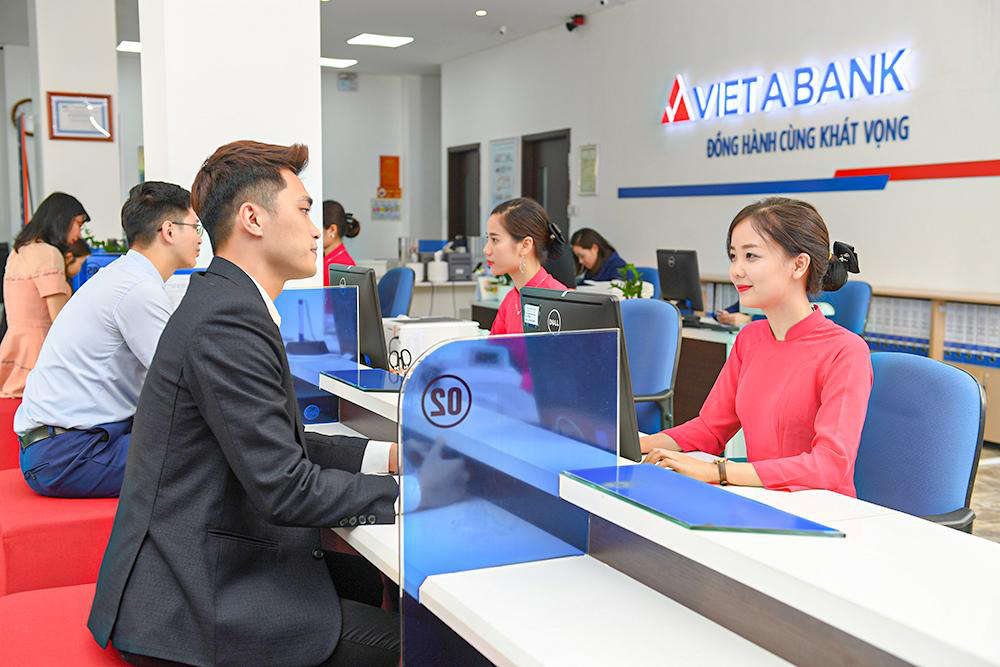 Lợi nhuận 6 tháng của VietABank tăng trưởng 124% - Ảnh 1.