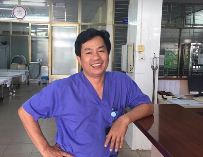 Bác sĩ Đà Nẵng hát trấn an bệnh nhân trong khu cách ly - VnExpress - Ảnh 2.