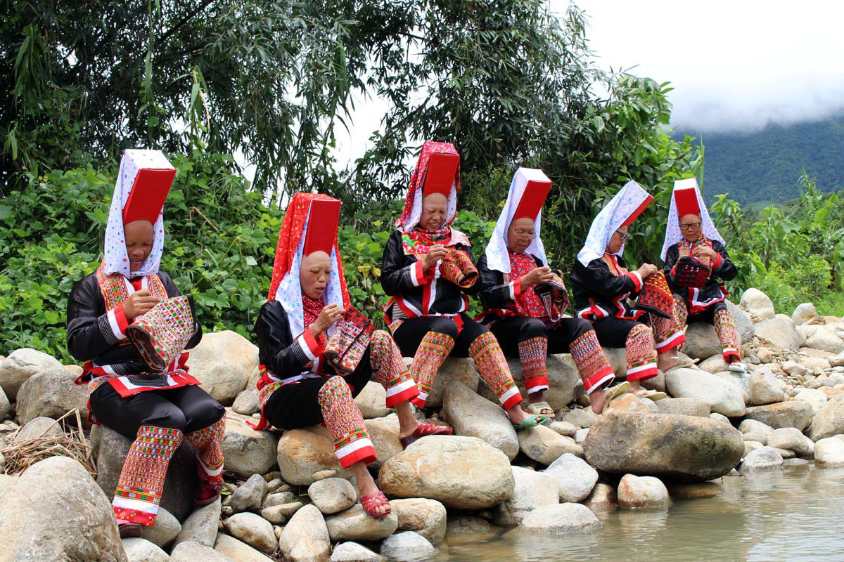 Xây dựng làng văn hóa người Dao: Tiềm năng phát triển du lịch Đầm Hà - Ảnh 3.