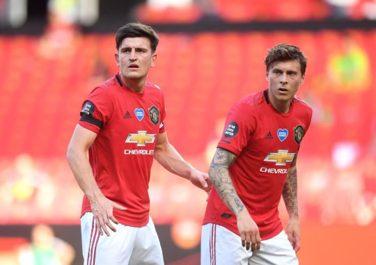 HLV Solskjaer cần một người ăn ý bên cạnh Maguire