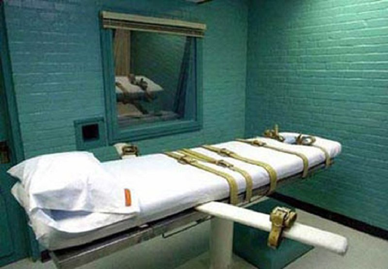 Lần đầu tiên sau 17 năm, Mỹ khôi phục án tử hình, vì sao? - Ảnh 1.