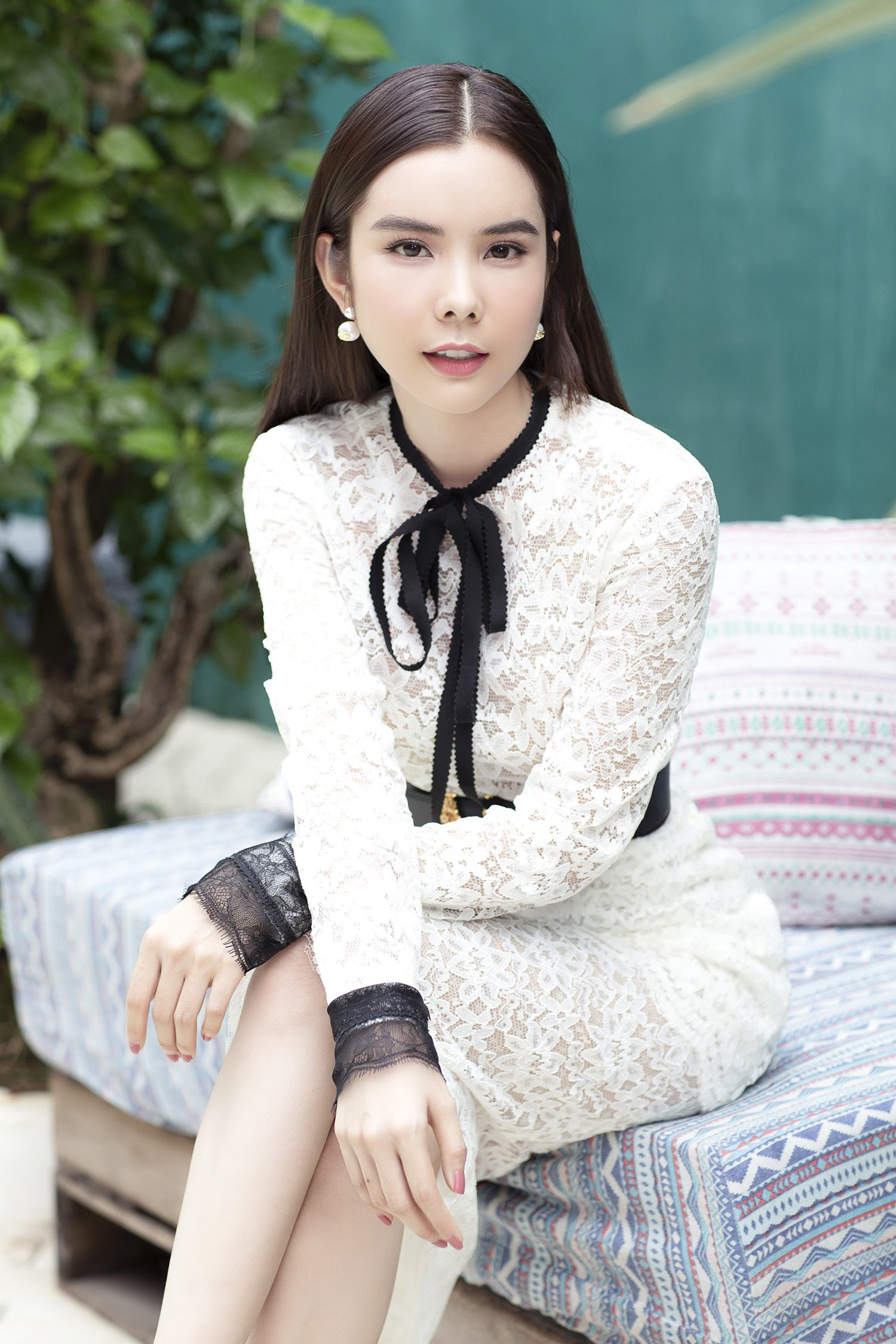 Hoa hậu Huỳnh Vy chia sẻ quan điểm về việc chân dài hay cặp đại gia - Ảnh 1.