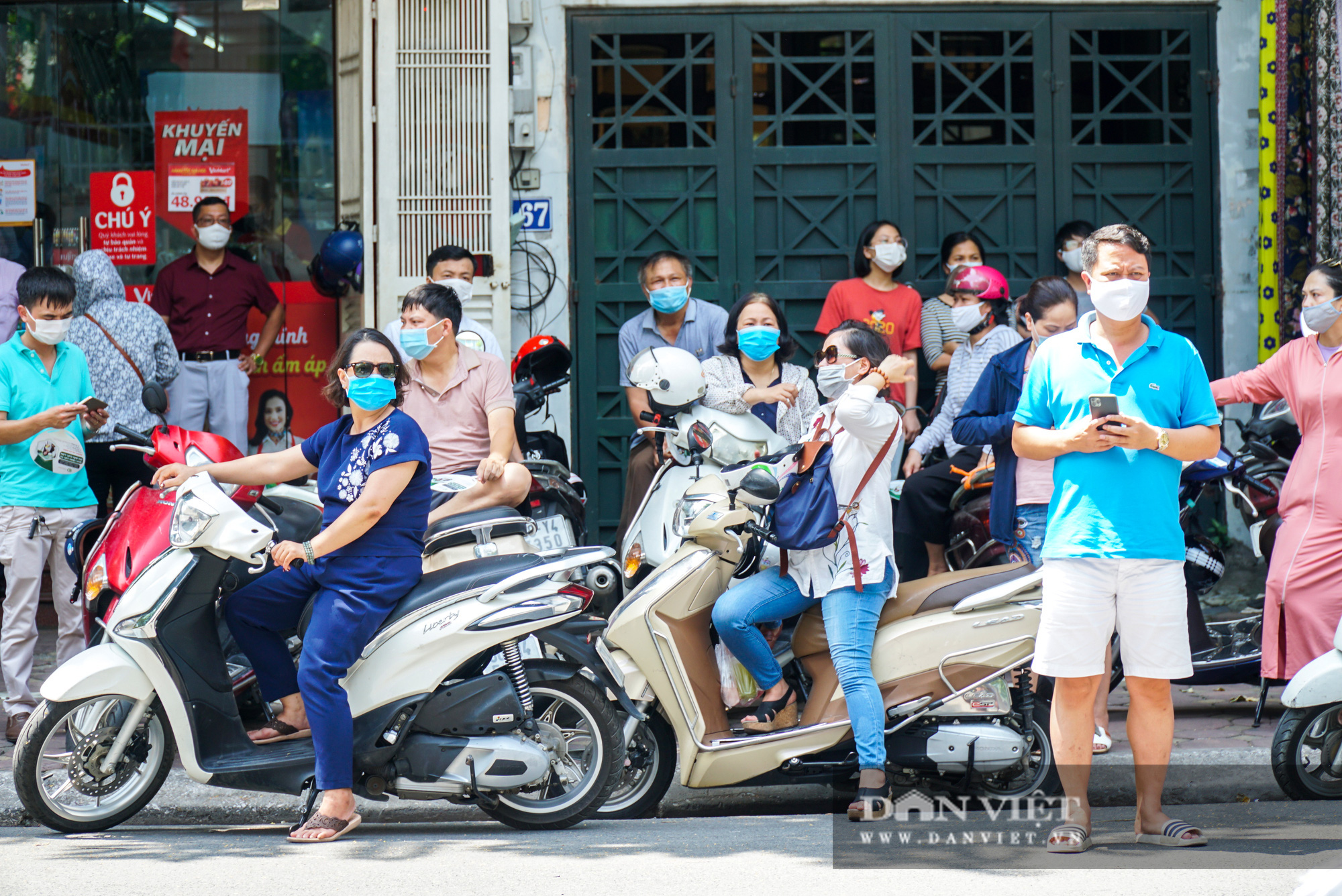 Thí sinh từ Đà Nẵng trở về cảm thấy thoải mái khi thi 1 mình một phòng - Ảnh 8.