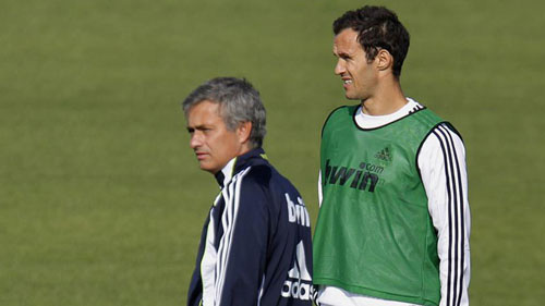 Mourinho và Carvalho thời làm việc ở Real Madrid.