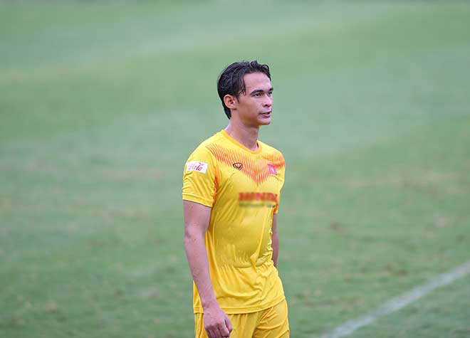 Cầu thủ lai Việt - Pháp Tiêu Exal xuống Hạng Nhì thi đấu- Ảnh 1.