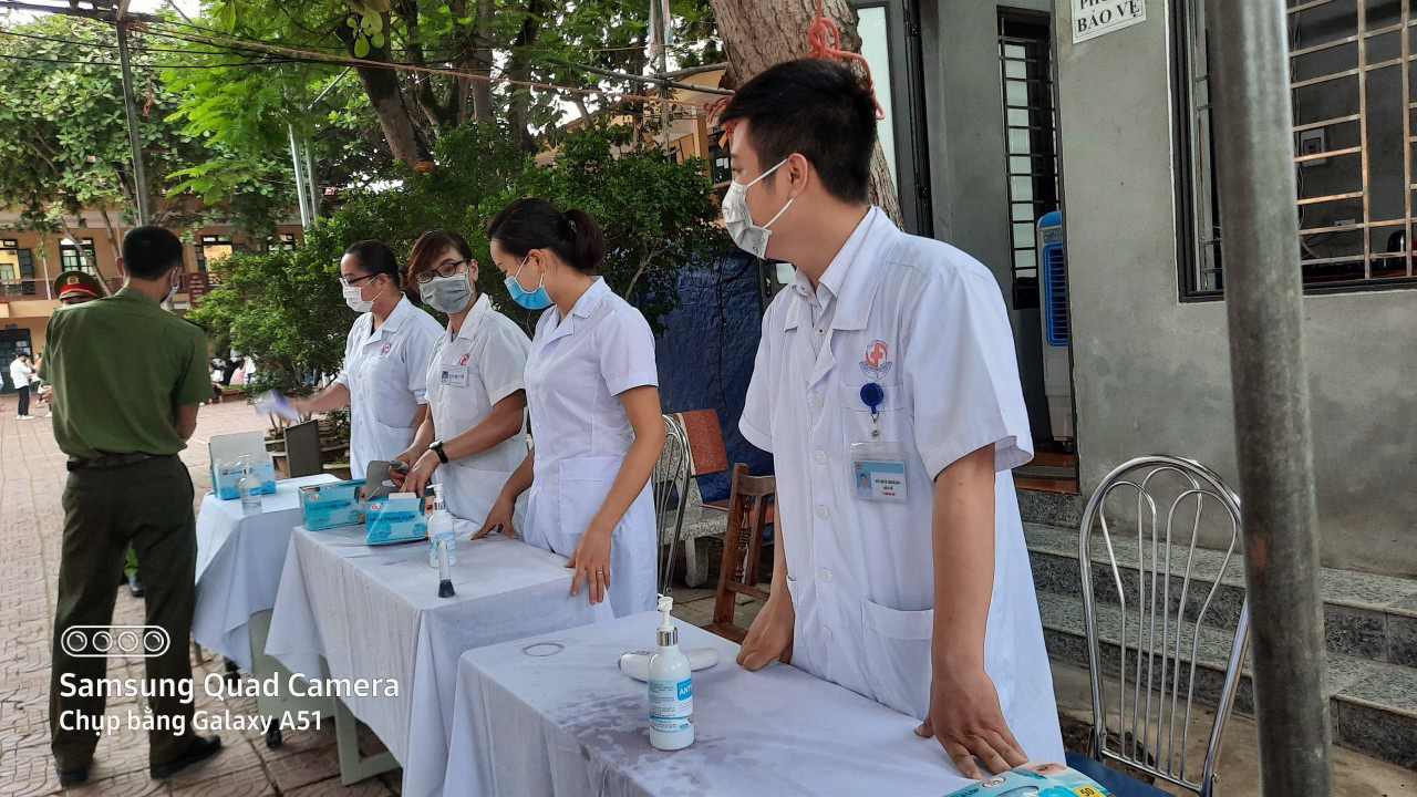 Kết thúc kỳ thi tốt nghiệp THPT, Yên Bái đảm bảo tốt an toàn phòng chống dịch bệnh - Ảnh 2.