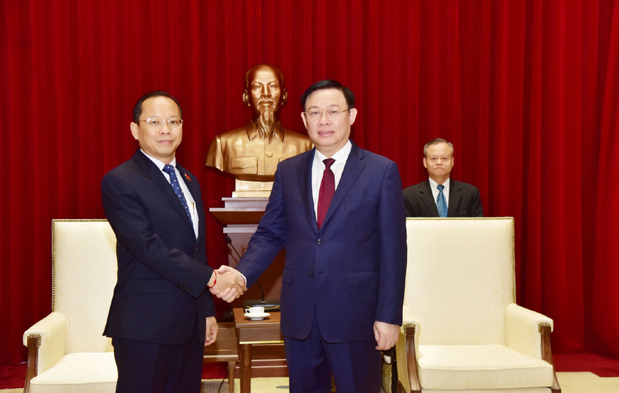 Bí thư Hà Nội tiếp đại sứ đặc mệnh toàn quyền Vương quốc Campuchia Chay Navuth - Ảnh 1.