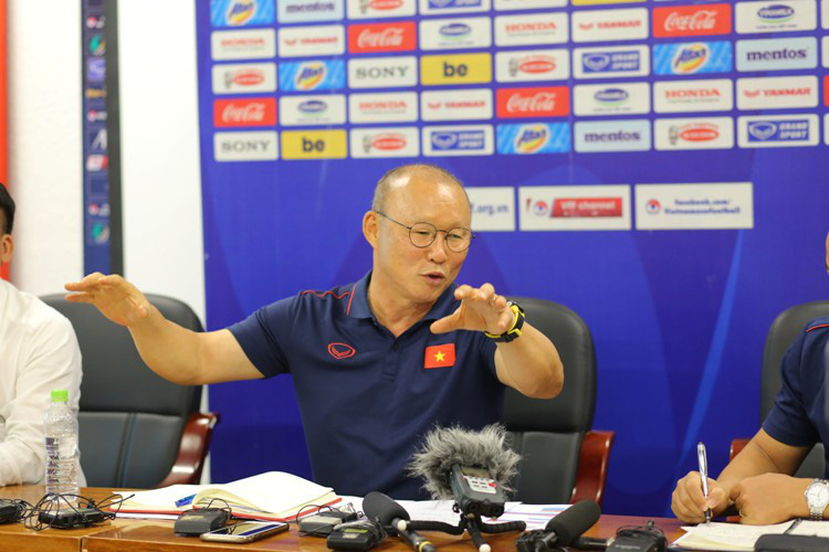 HLV Park Hang-seo sẽ dành nhiều thời gian cho đội U22 Việt Nam trong năm 2020.