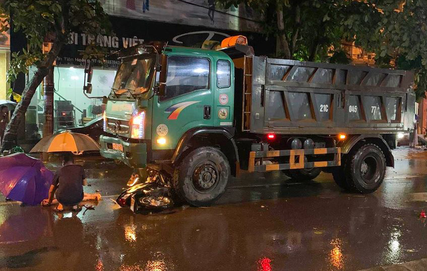 Yên Bái: Tai nạn giao thông khiến 1 chiến sĩ công an tử vong - Ảnh 1.