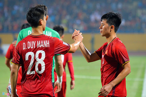 Vòng loại World Cup 2022 hoãn sang năm 2021, ĐT Việt Nam lợi ít, thiệt nhiều - Ảnh 1.