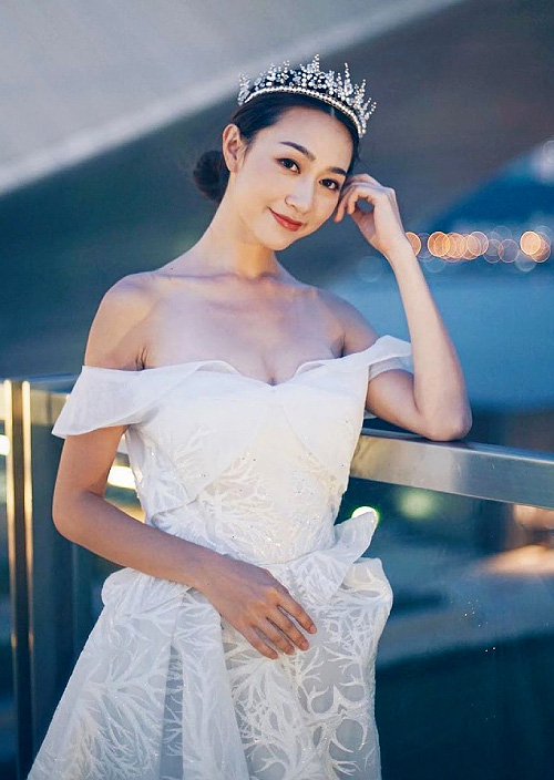 “Hoa hậu xui nhất lịch sử Hong Kong” lần đầu lên tiếng về nghi vấn thất nghiệp từ ngày đăng quang - Ảnh 2.