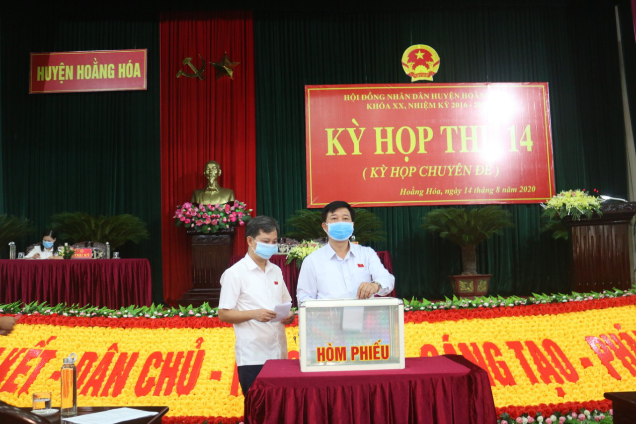 Huyện Hoằng (Thanh Hóa): Bầu bổ sung 2 Phó Chủ tịch UBND huyện - Ảnh 1.