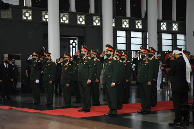 Trực tiếp: Quốc tang nguyên Tổng bí thư Lê Khả Phiêu - Ảnh 8.