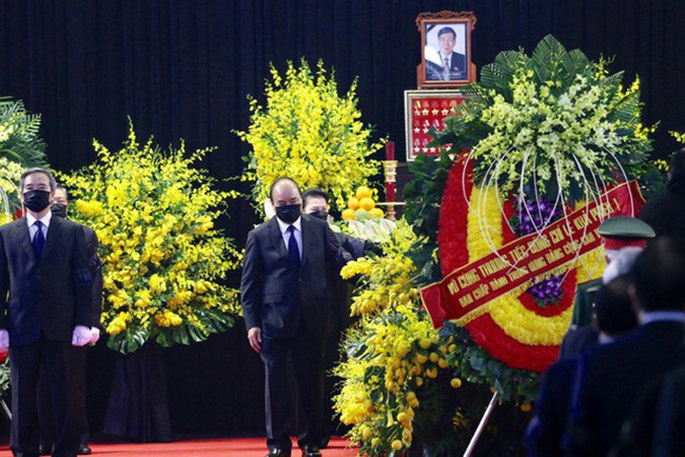 Lãnh đạo Đảng, Nhà nước dự lễ truy điệu và tiễn đưa nguyên Tổng Bí thư Lê Khả Phiêu - Ảnh 3.