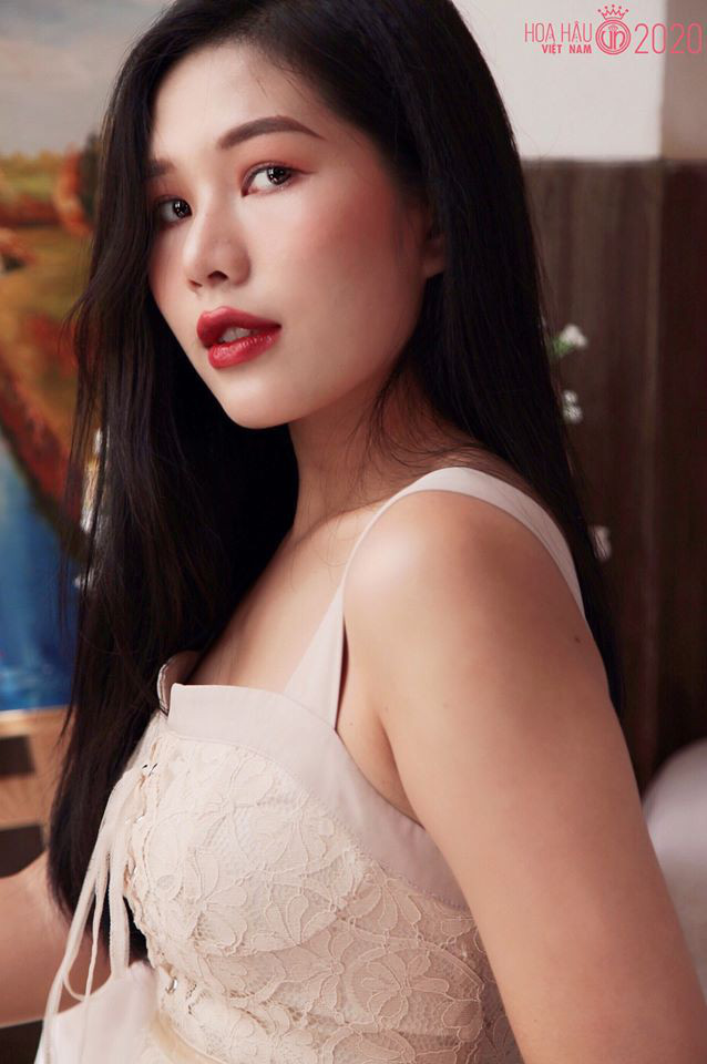 Cô gái 9X mặc quyến rũ &quot;mòn mắt&quot;, nhiều tài lẻ thi Hoa hậu Việt Nam 2020 gây &quot;sốt&quot; mạng - Ảnh 6.