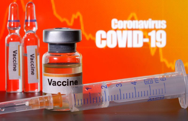 Các nước chạy đua ký “hợp đồng đặt cọc” khiến vaccine Covid-19 sốt giá - Ảnh 1.