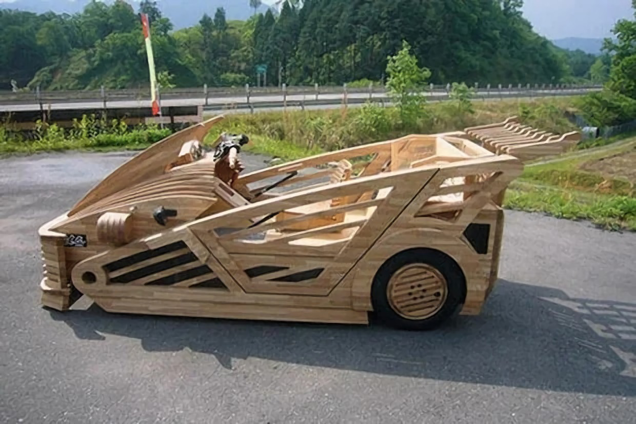 Машины которые можно собирать. Автомобиль из дерева. Деревянные машинки. Самодельная деревянная машина. Машинка из фанеры.