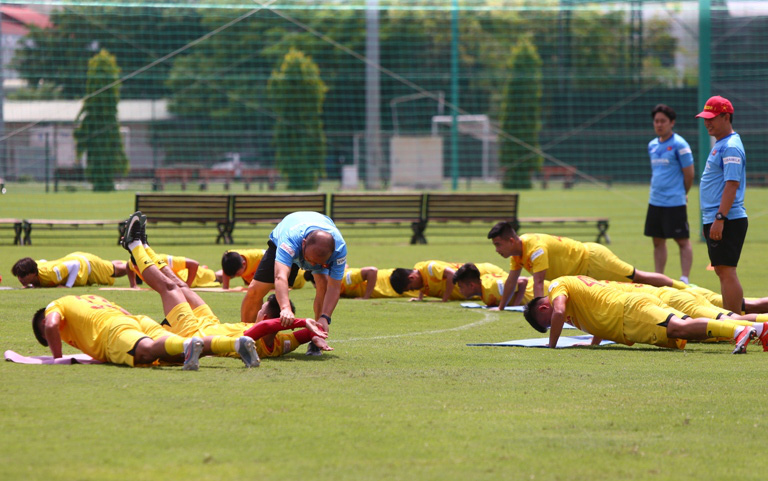 Tuyển thủ U22 Việt Nam: “HLV Park Hang-seo nhắc nhở chúng tôi rất nhiều” - Ảnh 8.